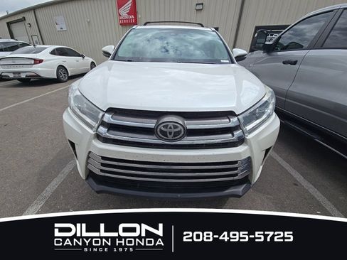 Used 2018 Toyota Highlander Limited AWD/4WD image 4