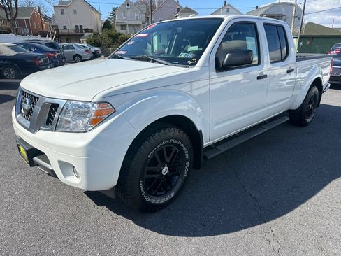 Used 2014 Nissan Frontier SV w/ SV Value Truck Package image 15