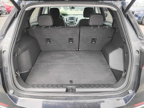 Used 2021 Chevrolet Equinox LT w/ Driver Convenience Package FWD image 12