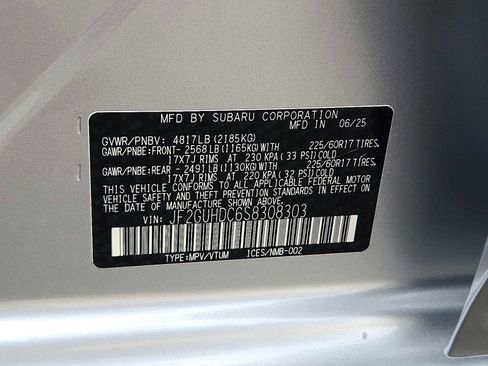 Used 2025 Subaru Crosstrek 2.0i Premium image 26