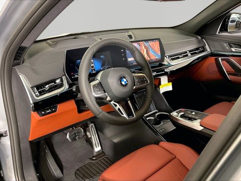 New 2026 BMW X2 xDrive28i AWD/4WD image 11