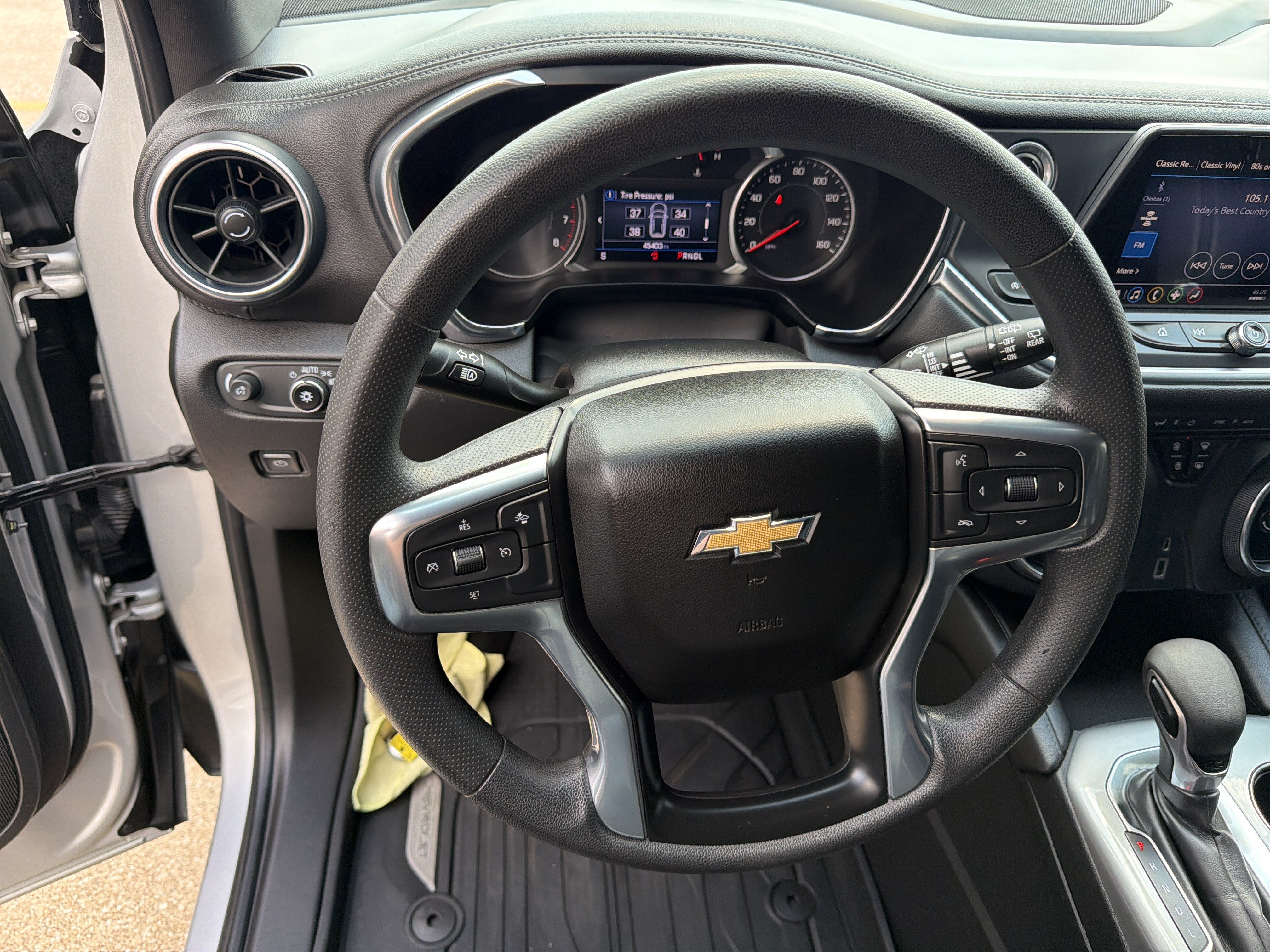 Used 2022 Chevrolet Blazer LT FWD image 14