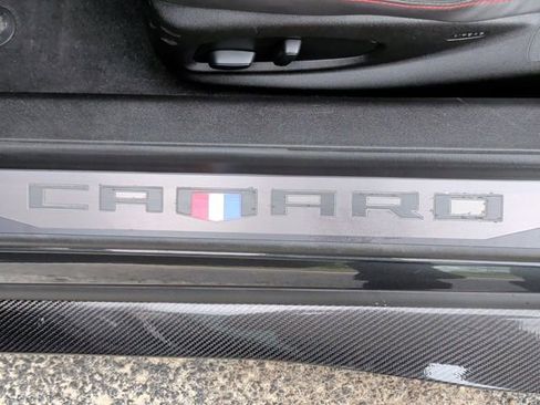 Used 2018 Chevrolet Camaro ZL1 RWD image 32