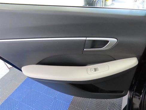 Used 2025 Hyundai Sonata SEL FWD image 28