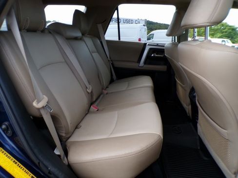 Used 2016 Toyota 4Runner Limited image 10