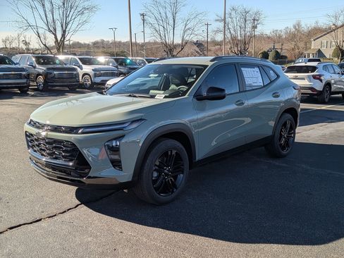 New 2026 Chevrolet Trax ACTIV w/ Driver Confidence Package image 3