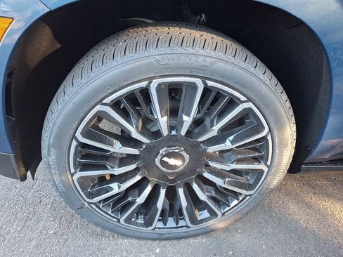 New 2026 Chevrolet Tahoe High Country image 4