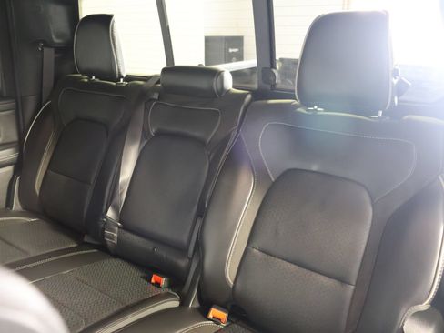 Used 2024 RAM 1500 Laramie AWD/4WD image 44