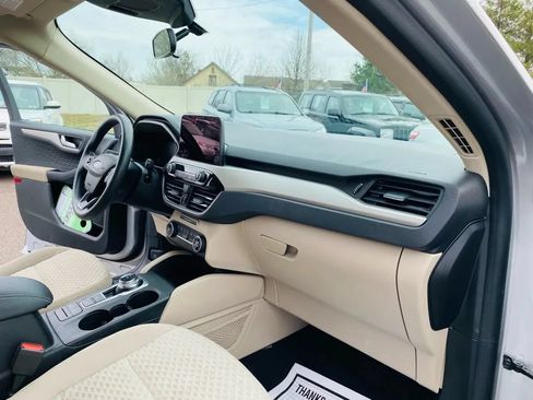 Used 2020 Ford Escape SE AWD/4WD image 20