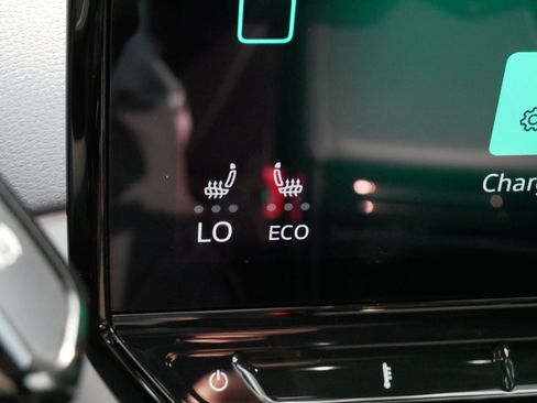 Certified 2023 Volkswagen ID.4 Pro S AWD/4WD image 28