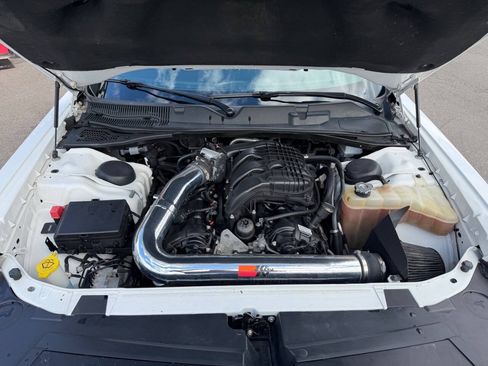 Used 2017 Dodge Challenger SXT RWD image 14