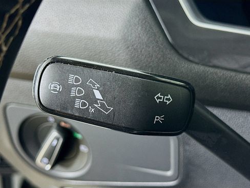 Used 2023 Volkswagen Tiguan SE AWD/4WD image 20