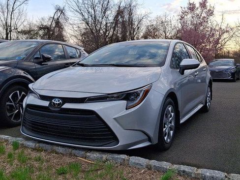 Certified 2026 Toyota Corolla LE image 5