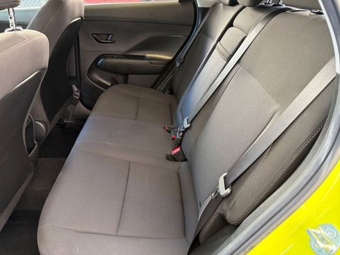 Used 2025 Hyundai Kona SEL image 28