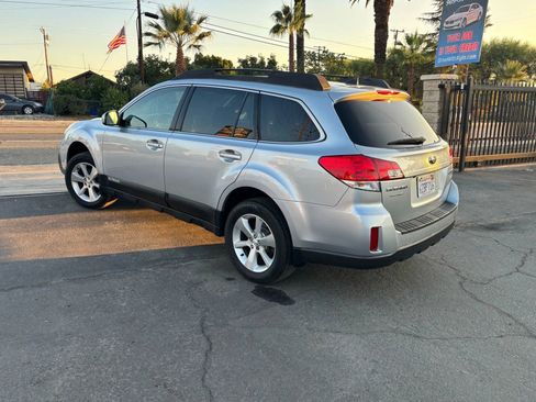 Used 2013 Subaru Outback 2.5i Limited w/ Popular Pkg 3 image 6