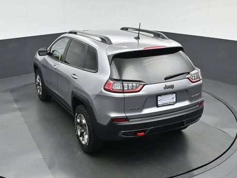 Used 2019 Jeep Cherokee Trailhawk AWD/4WD image 58