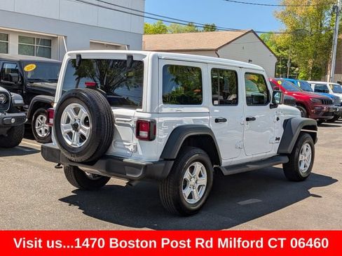 Used 2022 Jeep Wrangler Unlimited Sport w/ Sun And Sound Package AWD/4WD image 3