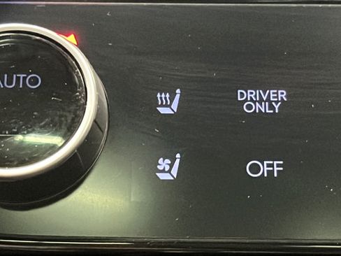 Used 2025 Hyundai Tucson Limited AWD/4WD image 30
