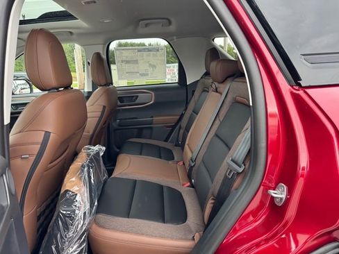New 2025 Ford Bronco Sport Outer Banks w/ Outer Banks Tech Package+ AWD/4WD image 11