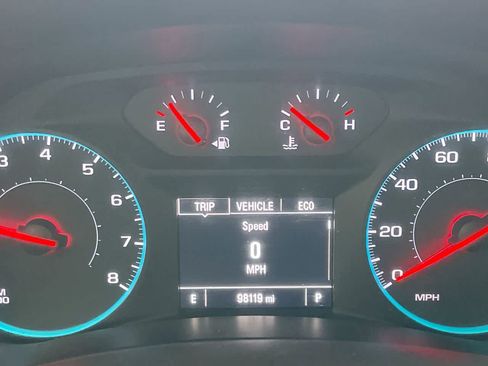 Used 2018 Chevrolet Equinox LT AWD/4WD image 15