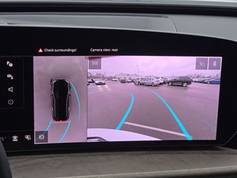 New 2025 Audi Q5 Premium image 25