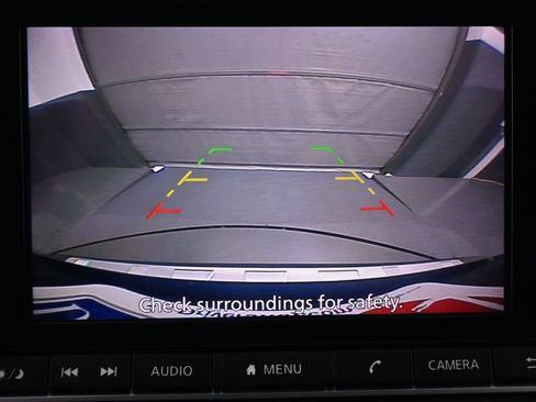 Used 2023 Nissan Rogue SV FWD image 11
