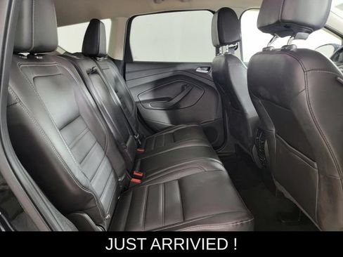 Used 2017 Ford Escape SE w/ SE Leather Comfort Package FWD image 16