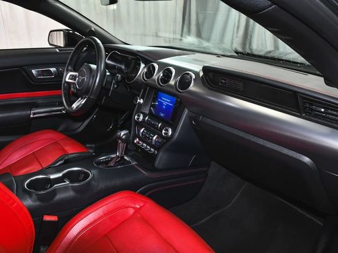 Used 2020 Ford Mustang GT Premium w/ Equipment Group 401A RWD image 46