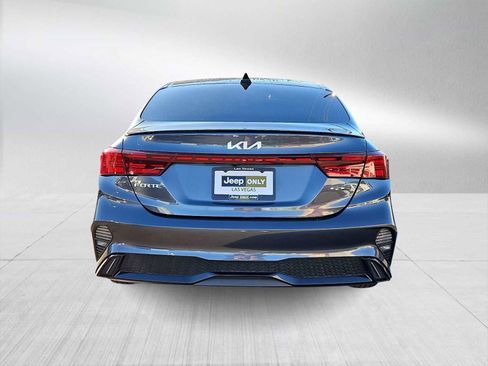 Used 2023 Kia Forte GT-Line w/ GT-Line Premium Package image 7