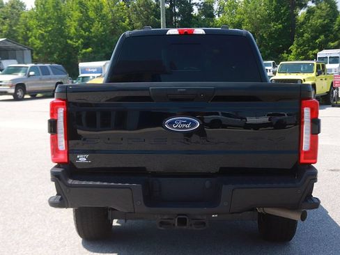 Used 2024 Ford F250 XL w/ STX Appearance Package AWD/4WD image 6