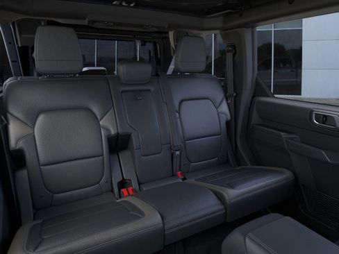 New 2025 Ford Bronco Outer Banks image 11