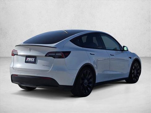 Used 2022 Tesla Model Y Performance AWD/4WD image 5