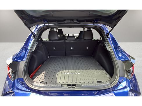 Certified 2025 Toyota Corolla XSE FWD image 20