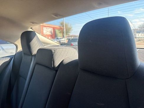 Used 2025 Toyota Corolla LE image 8