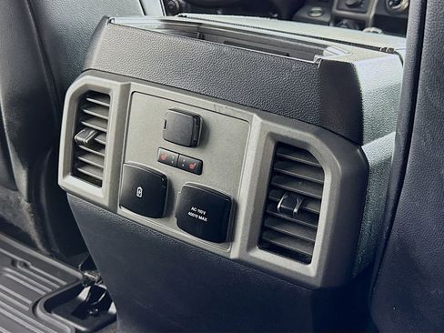 Used 2019 Ford F150 Raptor w/ Equipment Group 802A Luxury AWD/4WD image 13