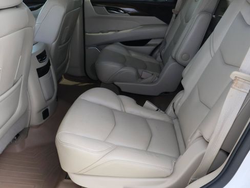 Used 2019 Cadillac Escalade Premium Luxury w/ LPO, Radiant Package RWD image 23