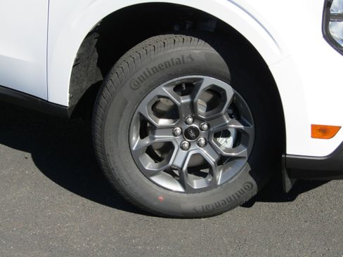 New 2026 Ford Maverick XLT AWD/4WD image 17
