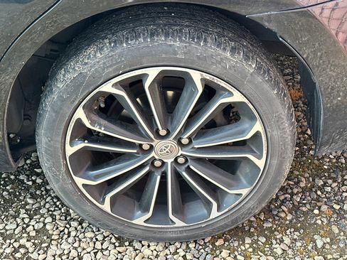 Used 2015 Toyota Corolla S image 4