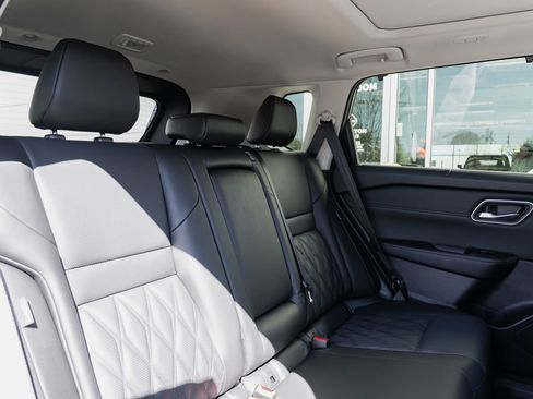 New 2026 Nissan Rogue Platinum AWD/4WD image 27