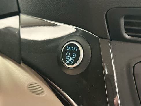 Used 2017 Ford Escape Titanium AWD/4WD image 10