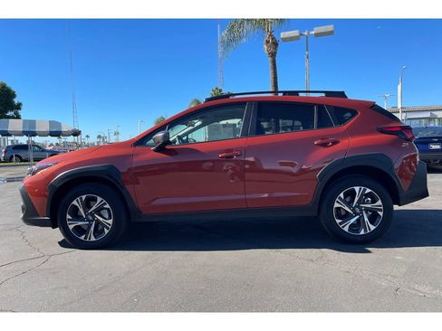 Certified 2025 Subaru Crosstrek 2.0i Premium w/ Crosstrek Mirror Package image 2