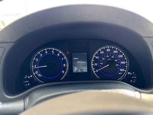 Used 2014 INFINITI Q60 Journey w/ Premium Package image 9