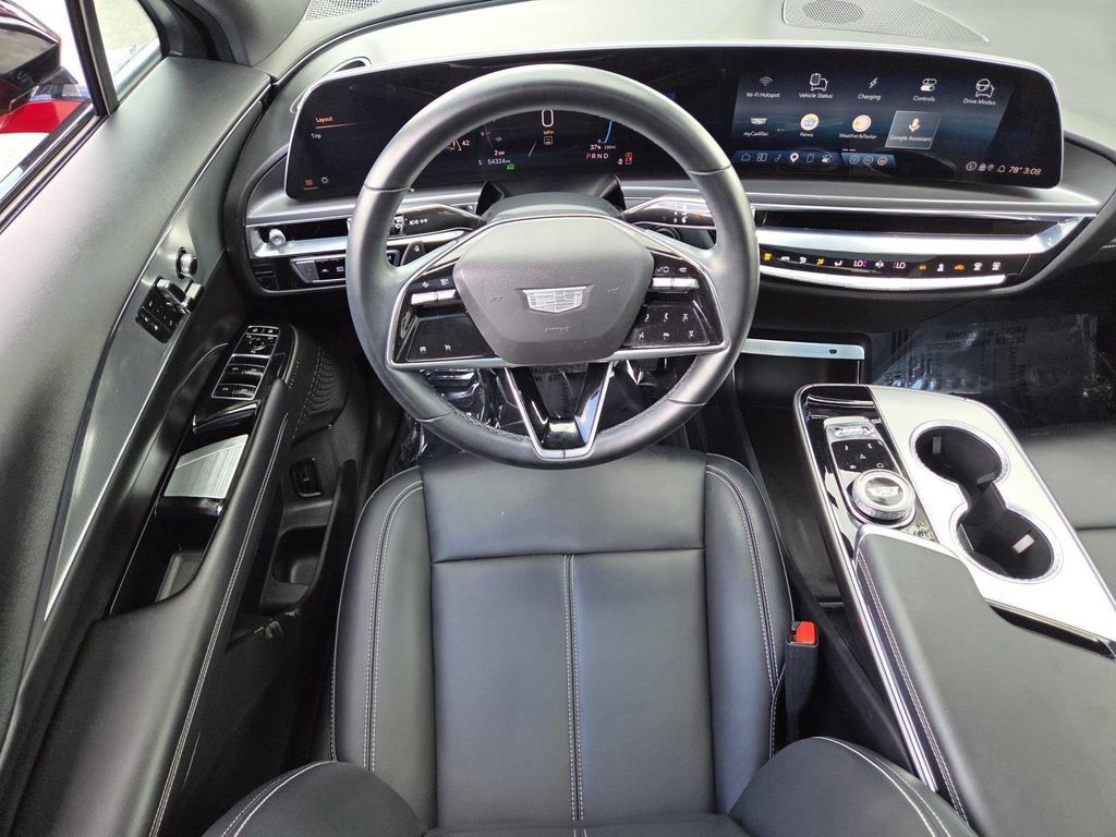 Used 2024 Cadillac Lyriq Tech w/ Driver Assist Package AWD/4WD image 25