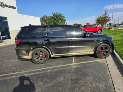 Used 2018 Dodge Durango SRT w/ Technology Group AWD/4WD image 4