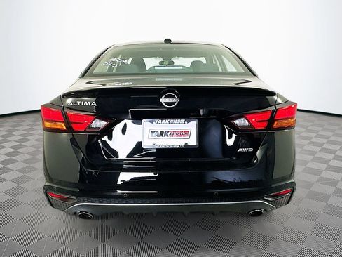 New 2026 Nissan Altima 2.5 SV w/ SV Special Edition Package AWD/4WD image 9