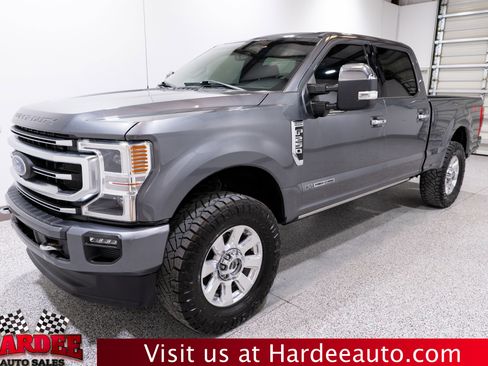 Used 2021 Ford F250 Platinum image 2