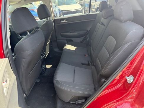 Certified 2022 Kia Sportage LX FWD image 12