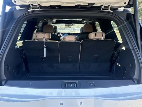 New 2025 Lincoln Navigator Black Label image 25