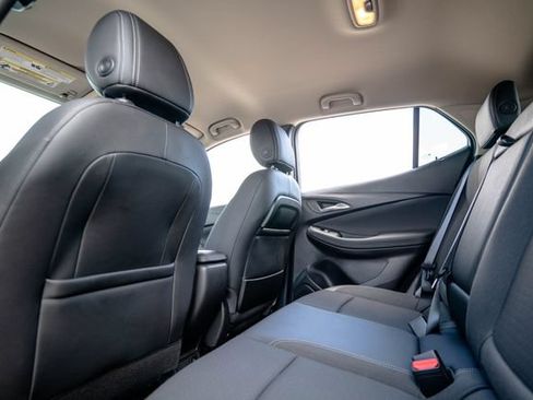 Used 2023 Buick Encore GX Select w/ Sport Touring Package AWD/4WD image 34