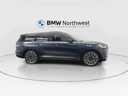 Used 2023 Lincoln Aviator Black Label w/ Dynamic Handling Package image 5